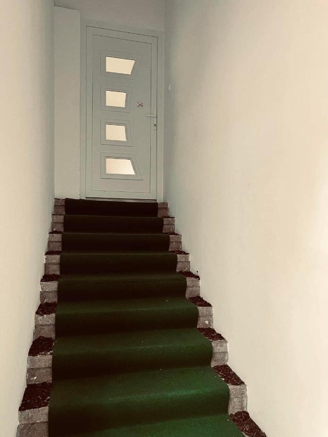 Best Price Guesthouse Szeged Extérieur photo